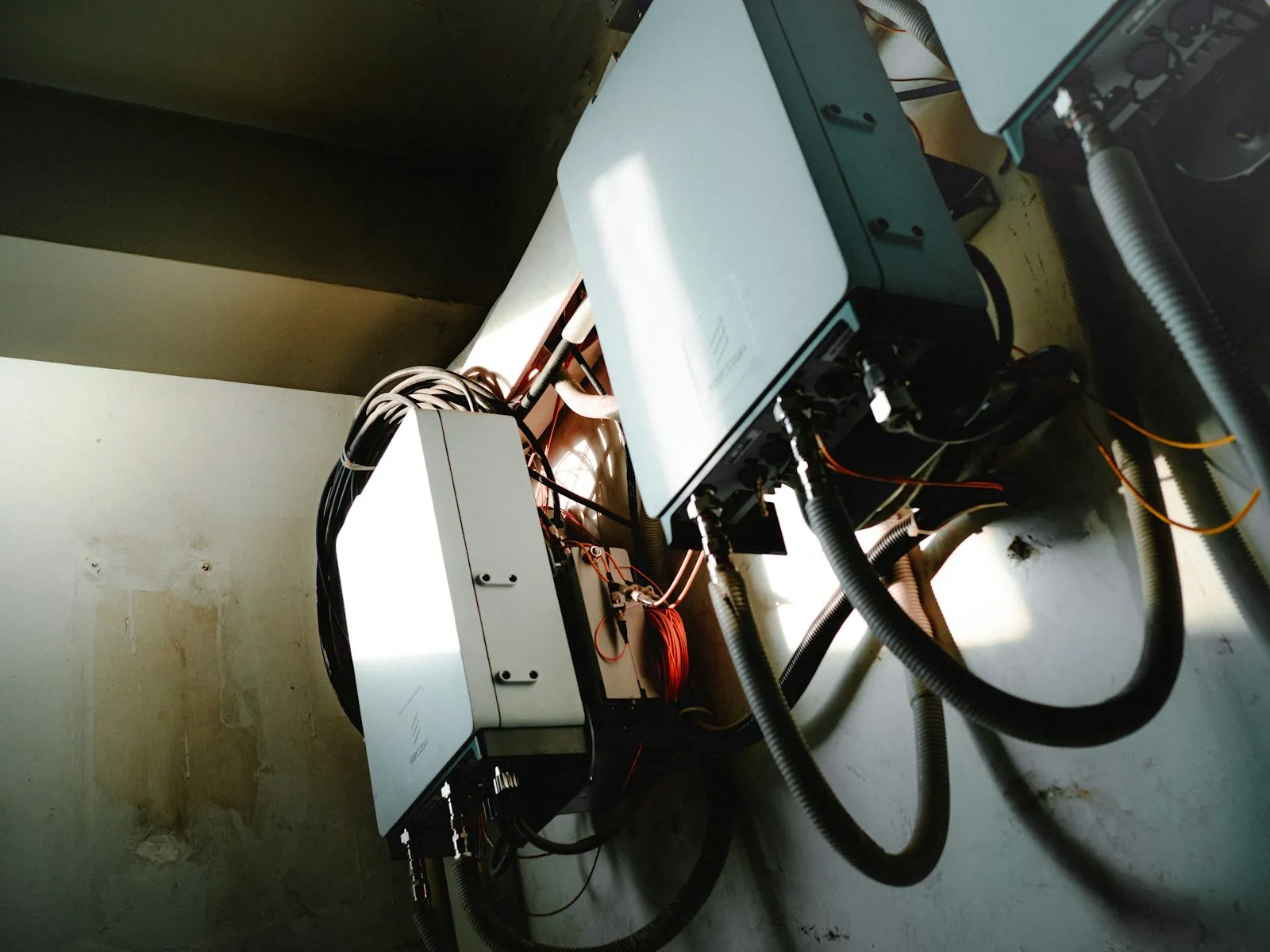 ISDE subsidie thuisbatterij: eisen aan de omvormer